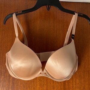 Victory Secret 34D